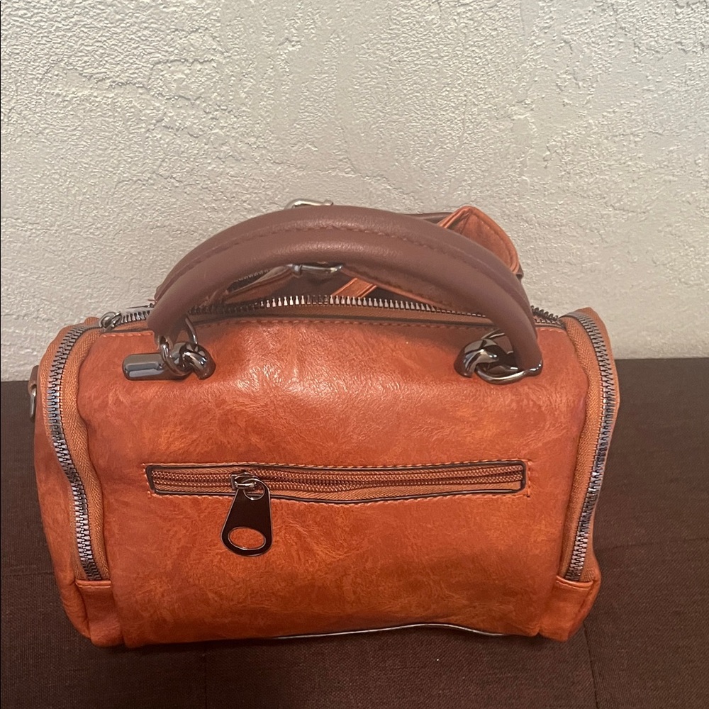 #1637* Unisex’s Mickey Leather-Style Brown Top-Handle - Picture 4 of 14